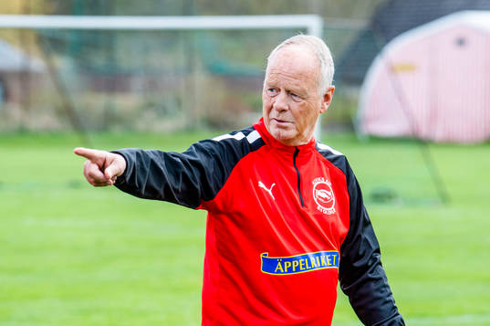 t Olofs IF /Kivik tränare Anders Palmér