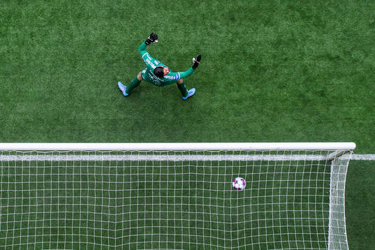 Sirius målvakt Tommi Vaiho släpper in 2-0