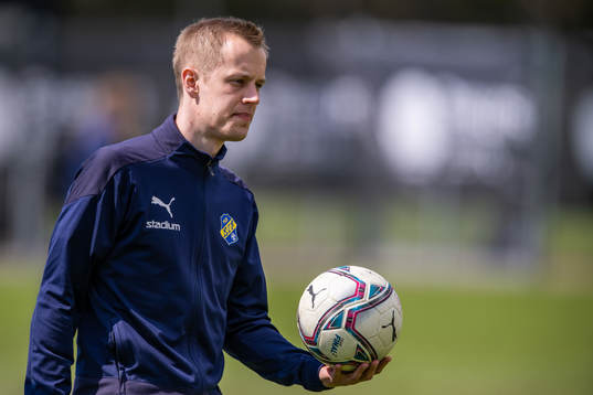 Eskilsminnes tränare André Petersson