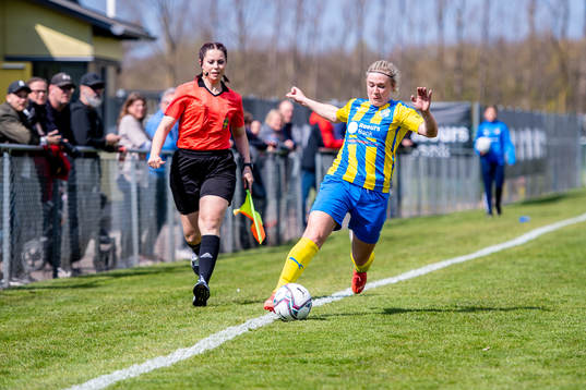 Eskilsminnes Julia Lennartsson