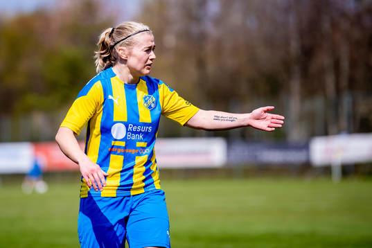 Eskilsminnes Julia Lennartsson