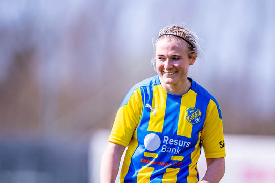 Eskilsminnes Julia Lennartsson