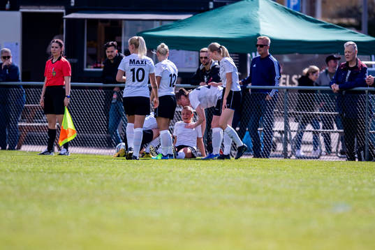 Älmhults Filippa Saistam  har ont
