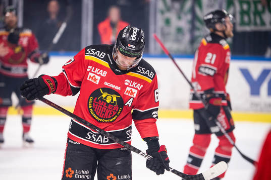 Luleås Linus Omark deppar
