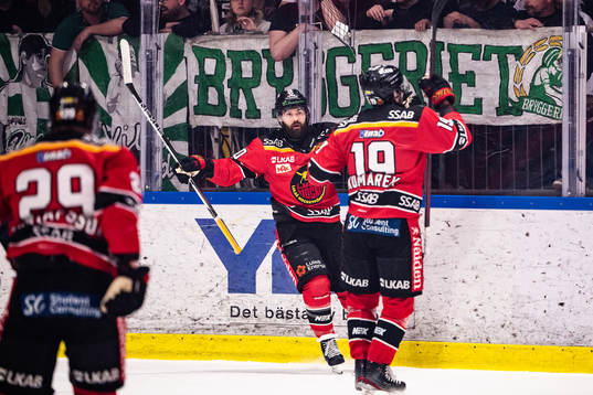 Luleås Jack Connolly jublar
