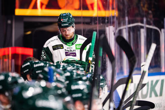 Färjestads Adam Ginning deppar