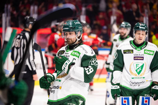 Färjestads Linus Johansson deppar