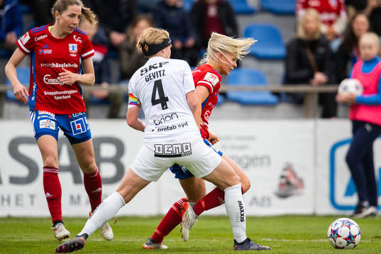 Häckens Luna Nørgaard Gevitz och Vittsjös Moa Karlsson