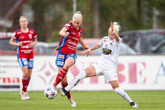 Vittsjös Moa Karlsson och Häckens Marika Bergman Lundin