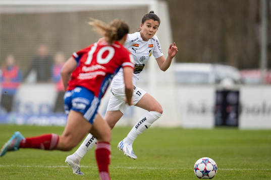 Häckens Anna Julia Csiki