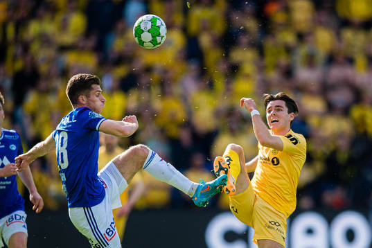 Kristoffer Haugen of Molde and Hugo Vegard Vetlesen of