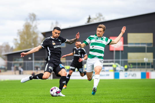Örebros Ahmed Yasin och Västerås Simon Gefvert