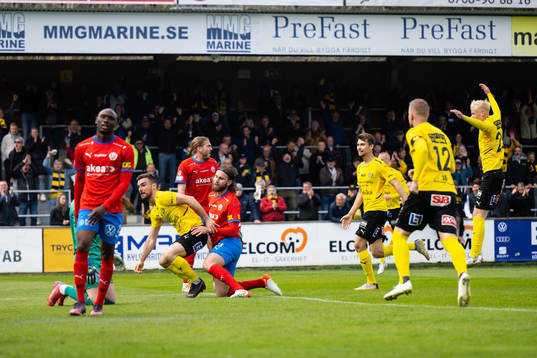 Mjällbys Carlos Moros Gracia jublar
