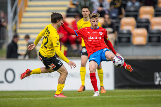 Helsingborgs Adam Kaied  och Mjällbys Jesper Gustavsson