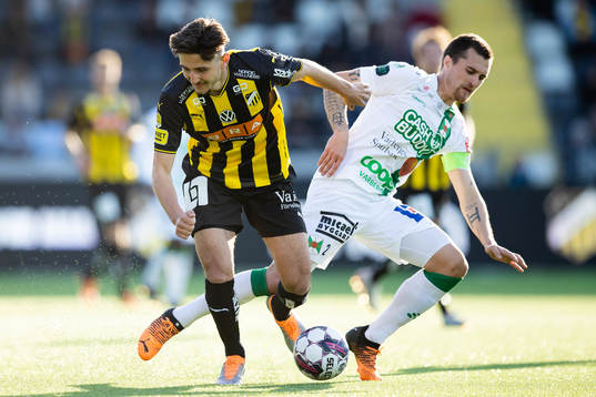 Häckens Filip Trpcevski och Varbergs Jon Birkfeldt