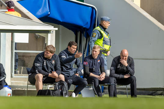 Örgrytes tränare Dane Ivarsson deppar