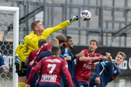 Utsiktens målvakt Johan Brattberg