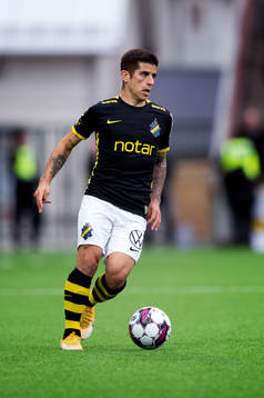 s Nicolas Stefanelli