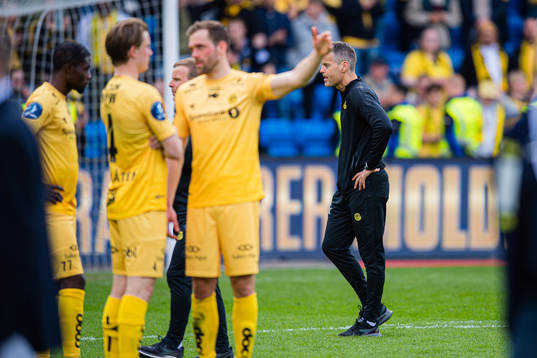 Kjetil Knutsen, head coach of Bodø/Glimt, looks dejected