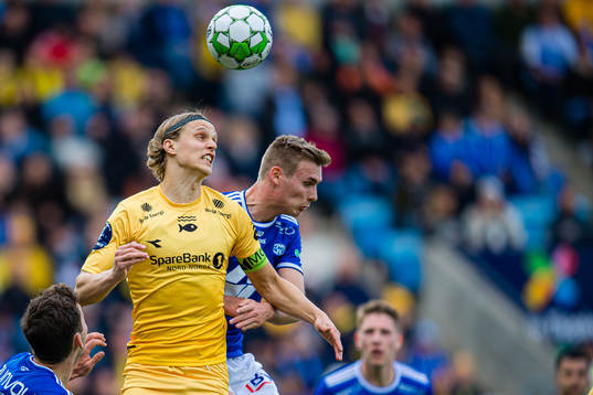 Ulrik Saltnes of Bodø/Glimt and Sivert Heggheim Mannsverk