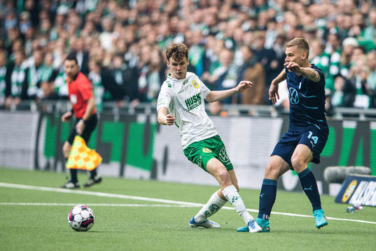 Hammarbys Williot Swedberg och Malmö FFs Felix Beijmo