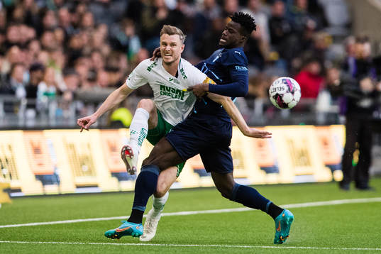 Hammarbys Richard Magyar och Malmö FFs Malik Abubakari
