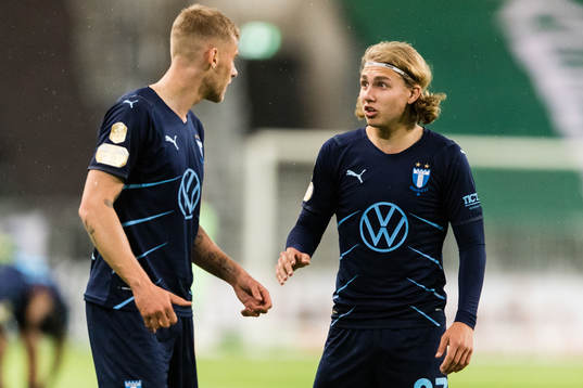Malmö FFs Felix Beijmo och Sebastian Nanasi