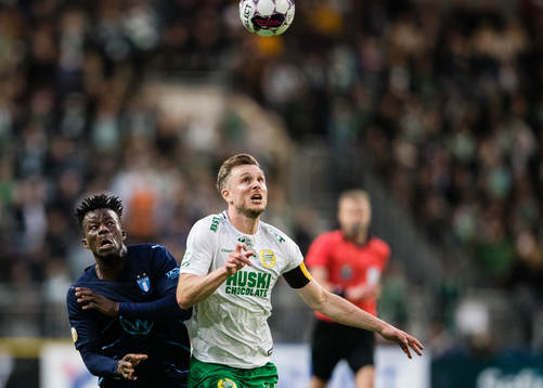 Malmö FFs Malik Abubakari och Hammarbys Richard Magyar