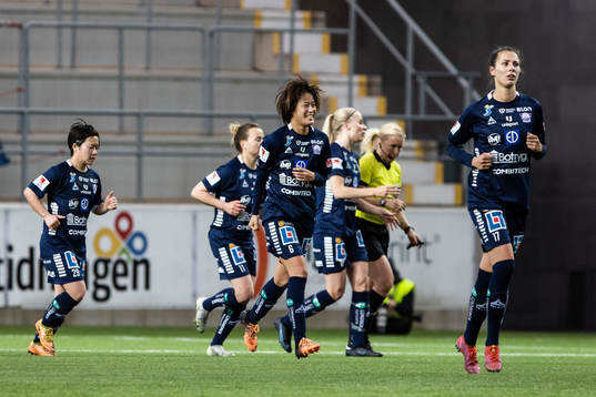 Linköpings Saori Takarada jublar
