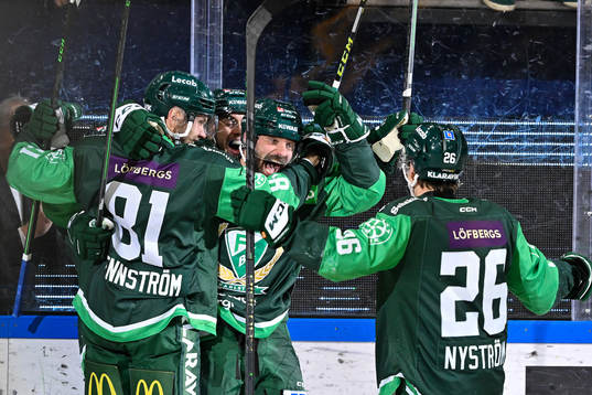 Färjestads Martin Johansson jublar