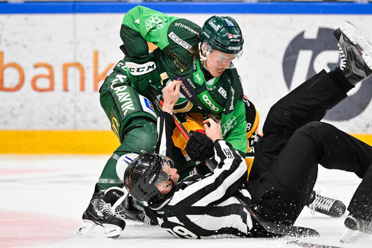Färjestads Joakim Nygård och Luleås Julius Honka
