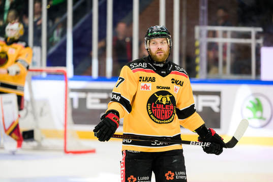 Luleås Linus Omark deppar