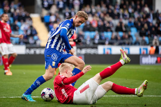 IFK Göteborgs Oscar Vilhelmsson och Kalmars Carl Gustafsson