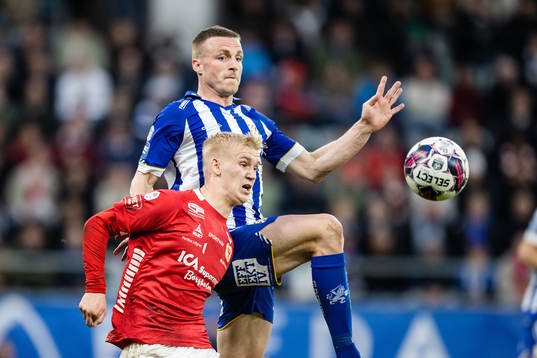 Kalmars Carl Gustafsson och IFK Göteborgs Carl Johansson