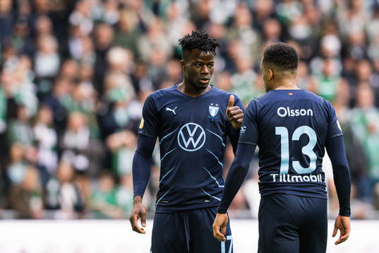 Malmö FFs Malik Abubakari och Martin Olsson