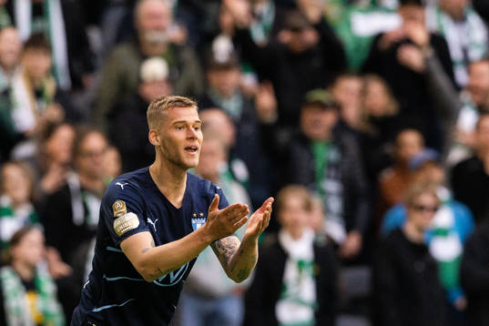 Malmö FFs Felix Beijmo reagerar