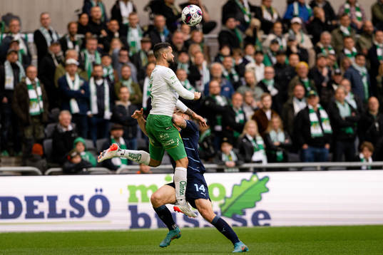 Malmö FFs Felix Beijmo och Hammarbys Mohanad Jeahze