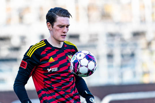 Östersunds målvakt Andrew Mills före fotbollsmatchen i
