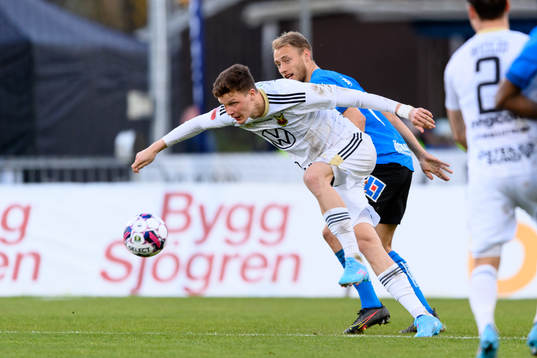 Östersunds Myroslav Mazur