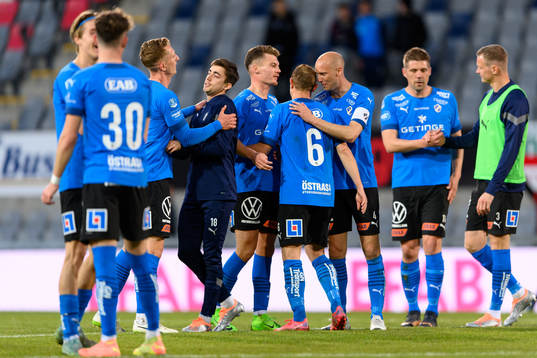 Halmstads spelare jublar