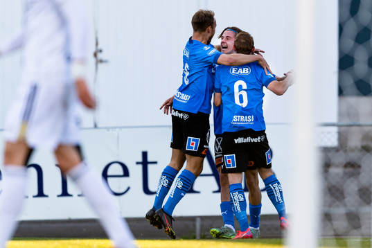 Halmstads Erik Ahlstrand jublar