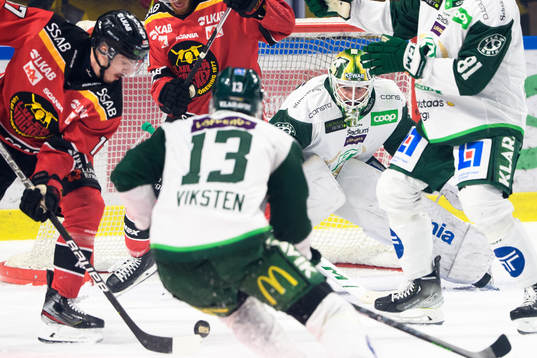 Färjestads målvakt Dominik Furch