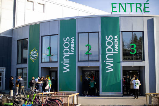Winpos arena innan final sex i kvalet till SHL mellan