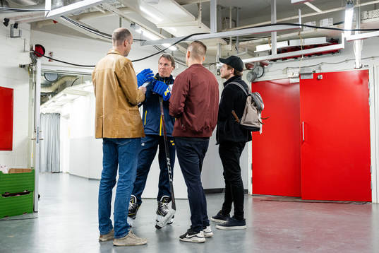Head coach Johan Garpenlöv of the Swedish national ice