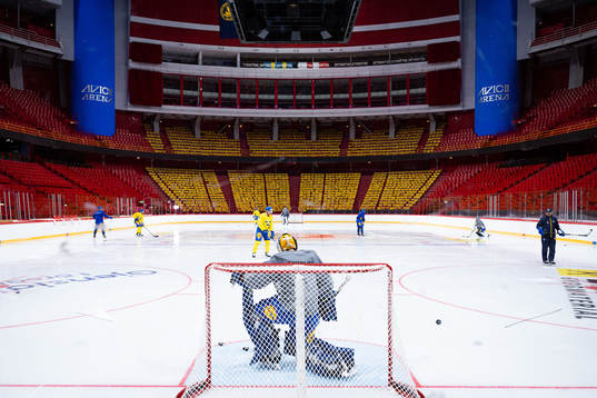 Goalkeeper Magnus Hellberg of the Swedish national ice