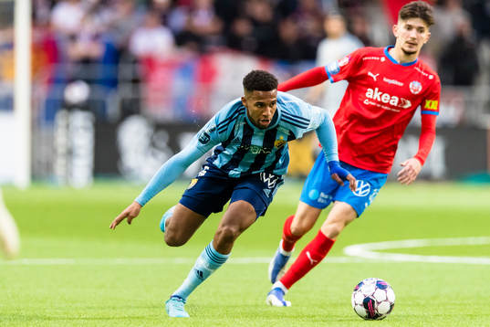Djurgårdens Isak Hien och Helsingborgs Armin Gigovic