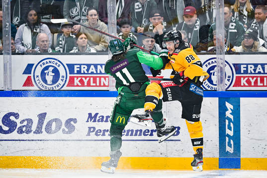 Färjestads Joakim Nygård och Luleås Joonas Rask