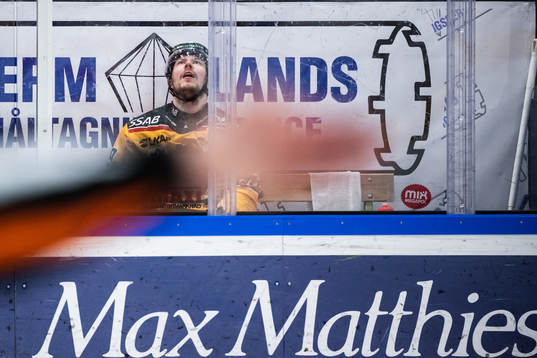 Luleås Erik Gustafsson i utvisningsbåset