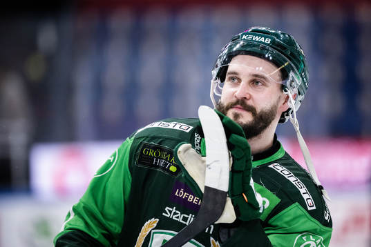Färjestads Jesse Virtanen jublar