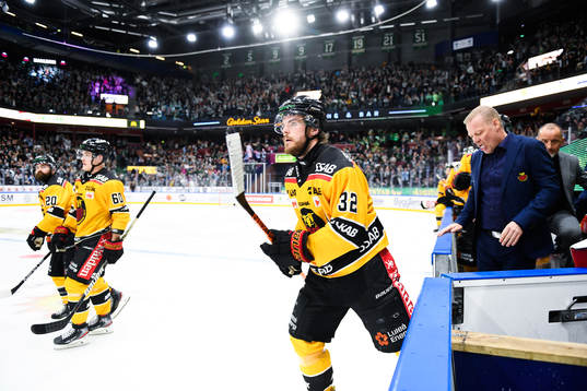 Luleås Oscar Engsund deppar